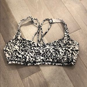 Lululemon paint splatter bra size 6